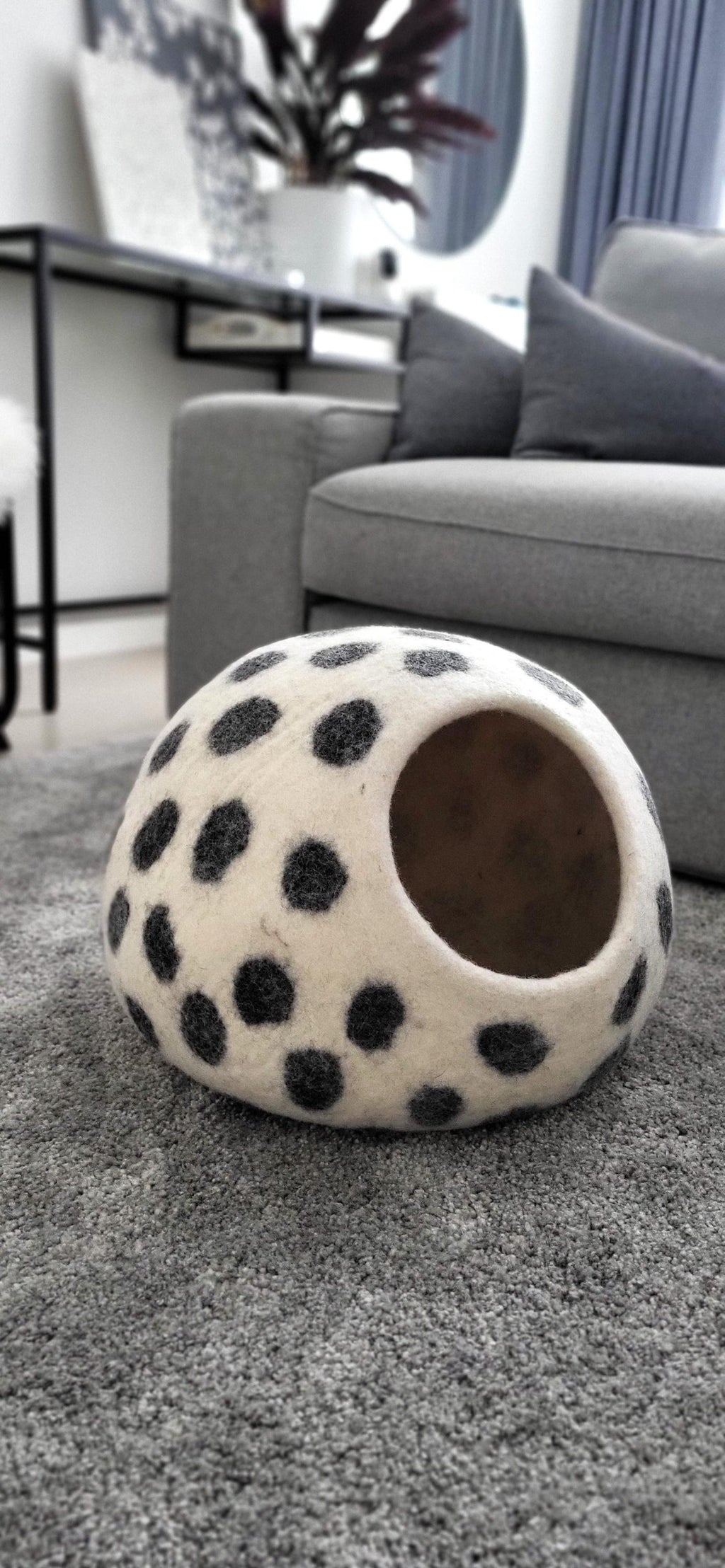 Pawlagom Handmade Cozy Woolen Bed for Cats and Dogs | 100% Natural Pet Nest Made in Poland