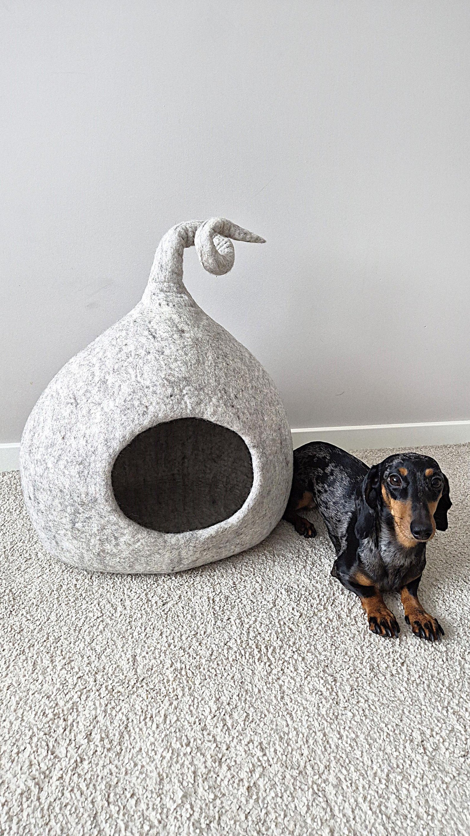 Pawlagom Handmade Cozy Woolen Bed for Cats and Dogs | 100% Natural Pet Nest Made in Poland | Custom Colors (45x50cm)